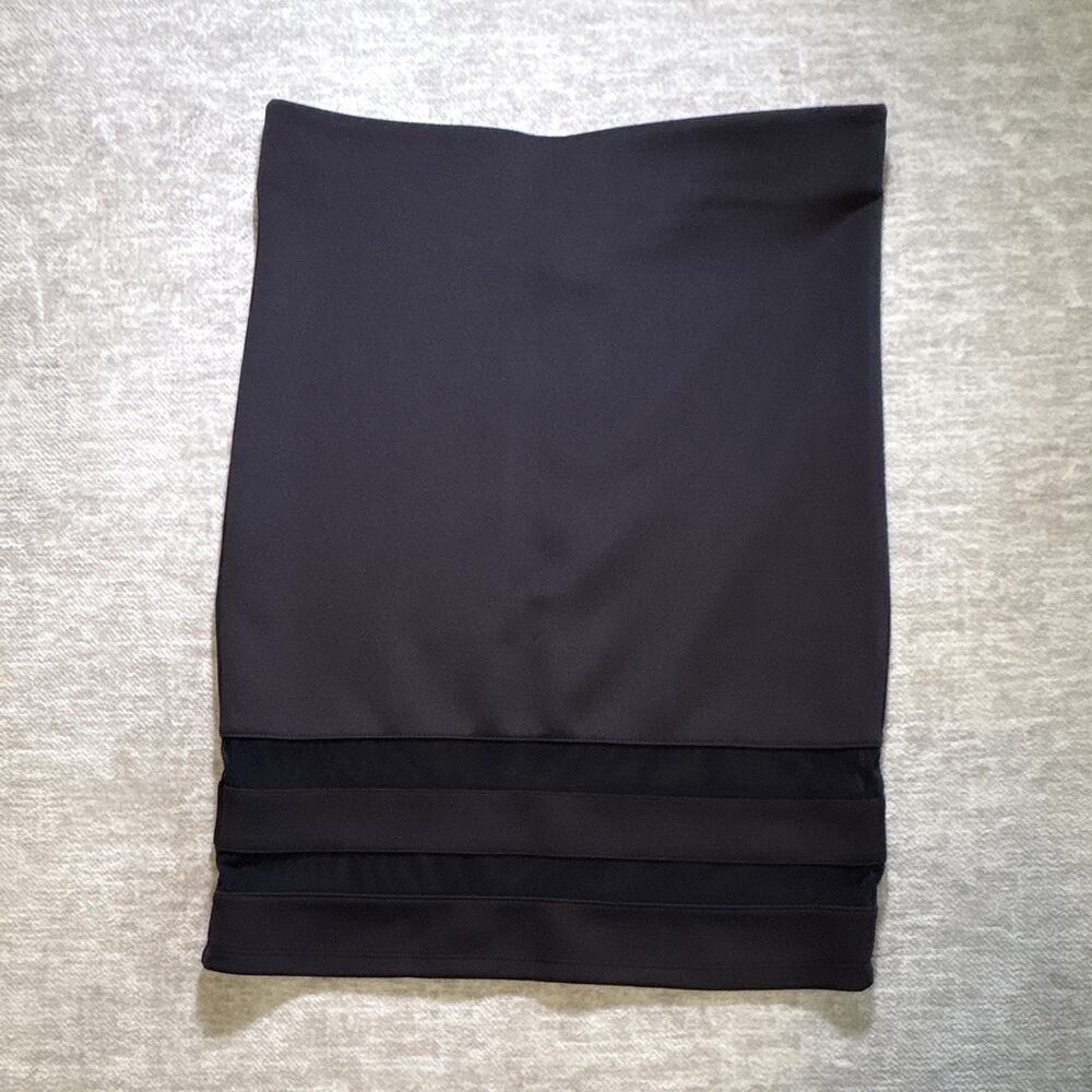 H&M Women’s Black Solid Pencil Skirt Size M Knee Length Pull On